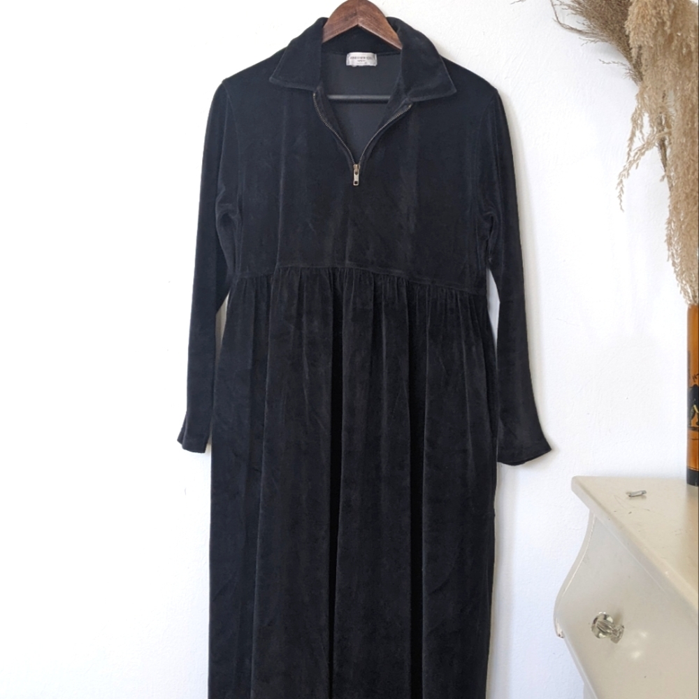 Jones New York Women's Velvet Black Dress
